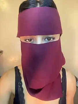 Snapshot of Beautiful_arab chatting on January 12, 5:01 pm Beautiful arab online show from January 12, 5:01 pm