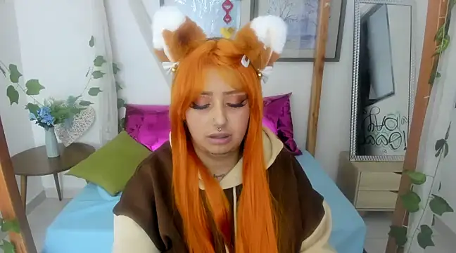 lussyevans24 online show from February 14, 7:07 am