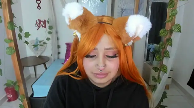 lussyevans24 online show from March 9, 6:17 am