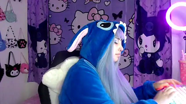 lussyevans24 online show from September 11, 6:02 am