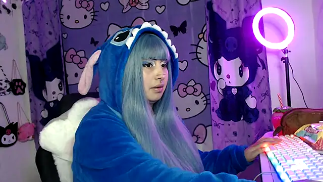 lussyevans24 online show from September 26, 4:38 am