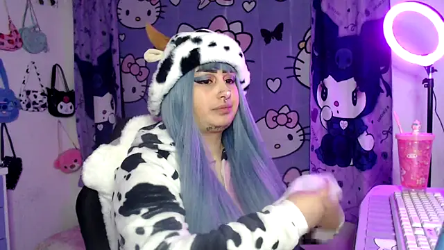 lussyevans24 online show from October 8, 5:49 am