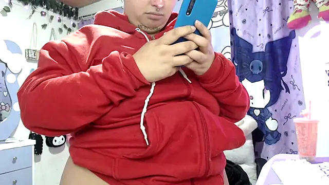 lussyevans24 online show from December 3, 5:04 am