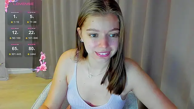 Snapshot of Nicky_Rosee chatting on October 29, 2:47 am Nicky Rosee online show from October 29, 2:47 am