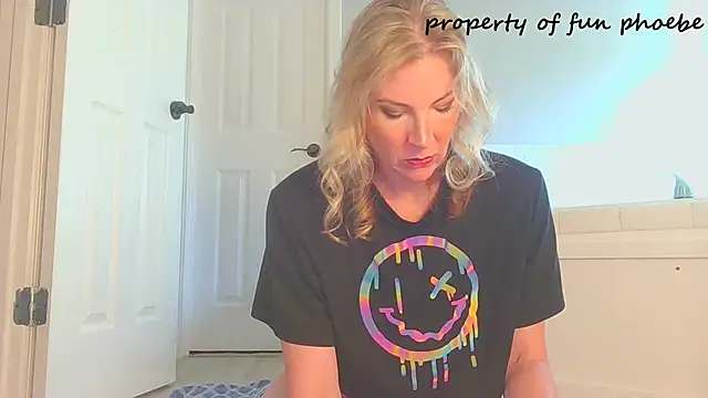 Fun Phoebe online show from April 21, 1:39 pm