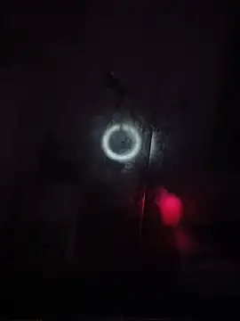 Snapshot of cybercosmiiic chatting on January 18, 10:39 pm cybercosmiiic online show from January 18, 10:39 pm