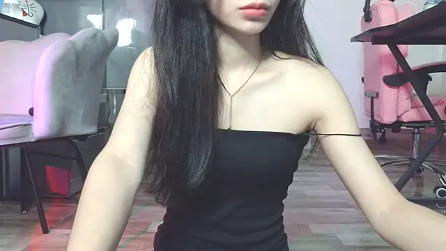 Snapshot of Baby-sexygirl01 chatting on May 11, 7:47 am Baby-sexygirl01 online show from May 11, 7:47 am