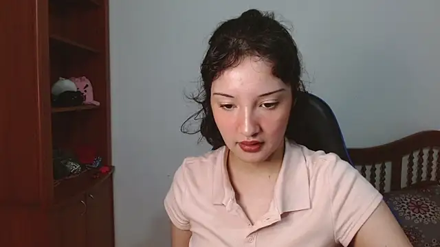 Snapshot of alexaa08 chatting on September 23, 12:08 pm alexaa08 online show from September 23, 12:08 pm