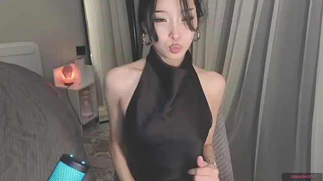 fairy di online show from April 4, 8:06 pm