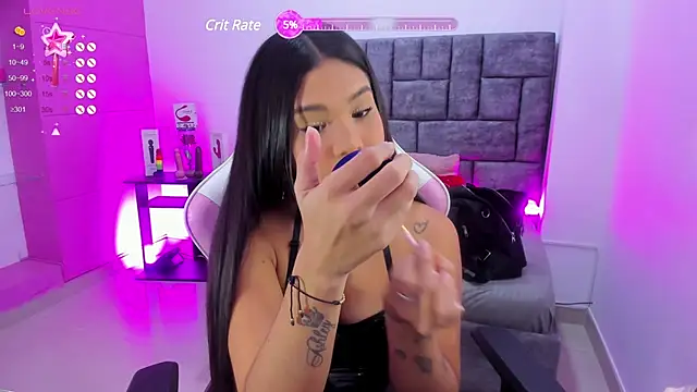 Snapshot of imsofy_ chatting on February 18, 8:25 pm imsofy online show from February 18, 8:25 pm