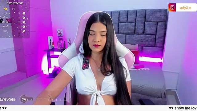 Snapshot of imsofy_ chatting on February 20, 6:35 pm imsofy online show from February 20, 6:35 pm