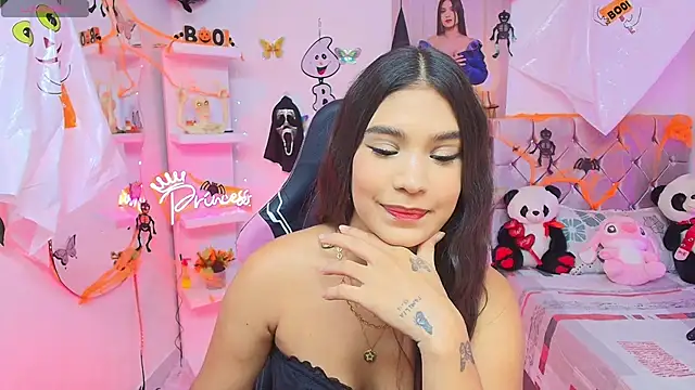 Snapshot of imsofy_ chatting on October 7, 9:01 pm imsofy online show from October 7, 9:01 pm