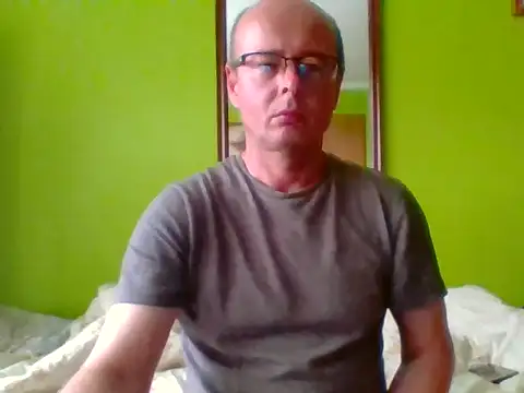 Snapshot of Tiger202441 chatting on September 18, 3:36 pm Tiger202441 online show from September 18, 3:36 pm