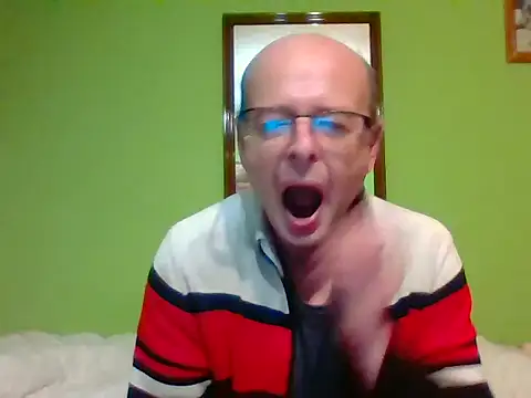 Snapshot of Tiger202441 chatting on November 18, 10:25 pm Tiger202441 online show from November 18, 10:25 pm