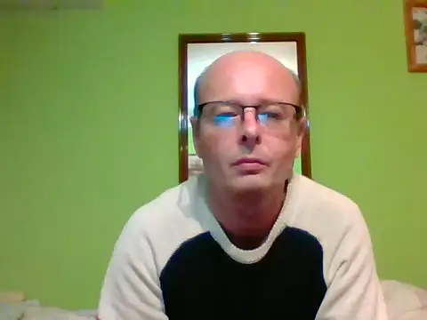 Snapshot of Tiger202441 chatting on November 20, 9:14 pm Tiger202441 online show from November 20, 9:14 pm