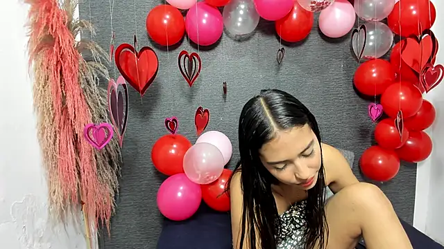 monse 02 online show from February 15, 2:00 pm