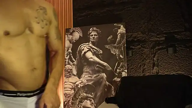 DannSaenz online show from September 24, 11:02 am