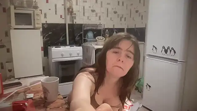 Diamond Tyler online show from April 21, 4:12 pm