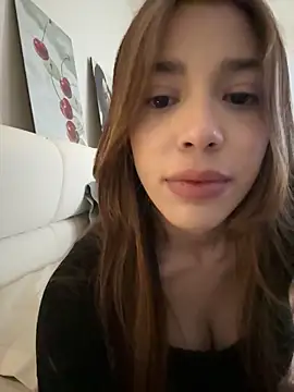 Snapshot of DanielaSaenz0 chatting on September 18, 4:03 am DanielaSaenz0 online show from September 18, 4:03 am