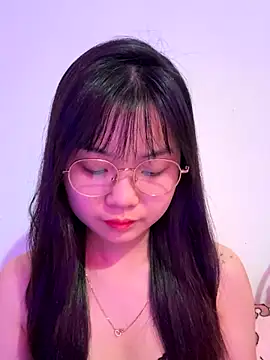 Maeve2k5 online show from December 3, 12:51 am