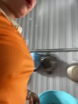 Linaannn online show from March 9, 2:39 am