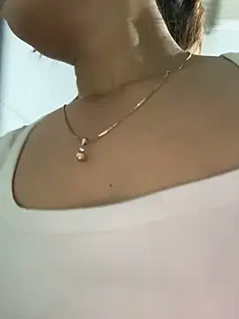 Linaannn online show from October 22, 3:29 am