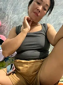 Linaannn online show from November 11, 12:38 pm