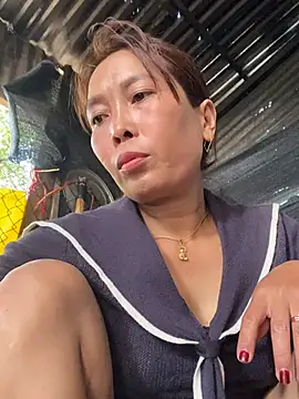 Linaannn online show from February 19, 7:48 am