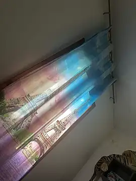 Lilyassjdhz online show from April 21, 1:50 pm