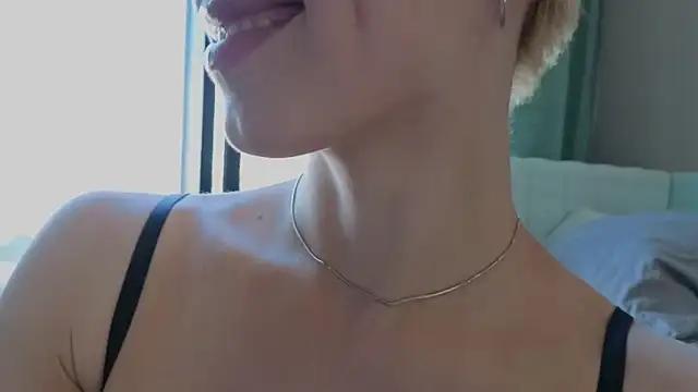 Snapshot of spiklencii chatting on June 4, 2:56 pm spiklencii online show from June 4, 2:56 pm