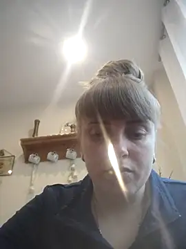 CoddessCrystal online show from March 25, 8:09 am