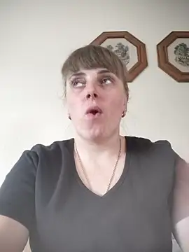 CoddessCrystal online show from April 3, 11:52 am