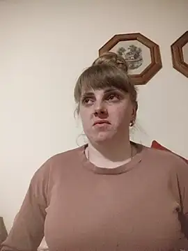 CoddessCrystal online show from April 12, 6:02 pm