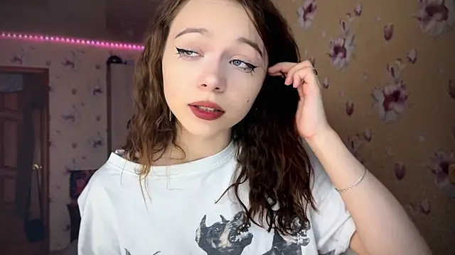  SofiaBrown online show from December 5, 12:08 am