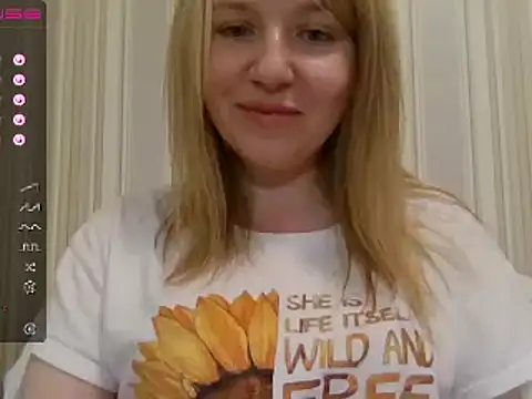 Snapshot of urbadkitty chatting on December 15, 3:09 pm urbadkitty online show from December 15, 3:09 pm