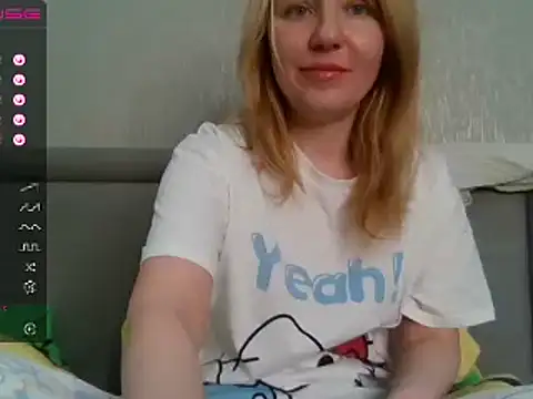 Snapshot of urbadkitty chatting on January 9, 11:25 am urbadkitty online show from January 9, 11:25 am