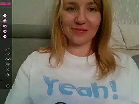 Snapshot of urbadkitty chatting on January 14, 6:45 am urbadkitty online show from January 14, 6:45 am