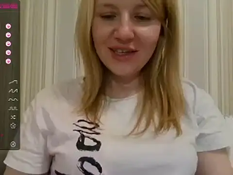 Snapshot of urbadkitty chatting on January 25, 2:47 pm urbadkitty online show from January 25, 2:47 pm