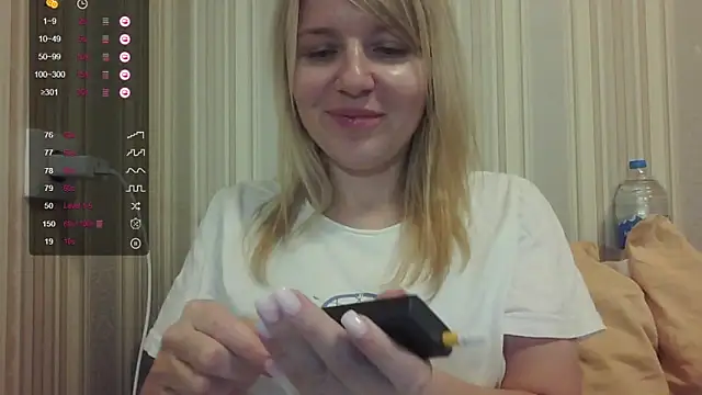 Snapshot of urbadkitty chatting on September 12, 12:49 pm urbadkitty online show from September 12, 12:49 pm