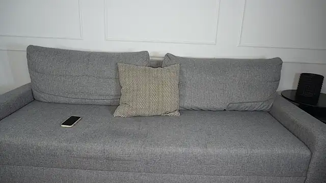 Snapshot of cara_mella chatting on December 9, 9:16 pm cara mella online show from December 9, 9:16 pm