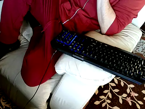 Snapshot of MrStraightDik chatting on February 11, 1:41 pm MrStraightDik online show from February 11, 1:41 pm