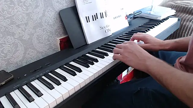 Snapshot of MrStraightDik chatting on October 22, 12:27 pm MrStraightDik online show from October 22, 12:27 pm