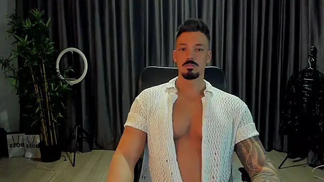 HaydenSpearss online show from April 4, 6:55 am