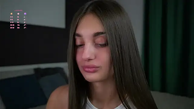 PiquingOgalala online show from March 14, 1:05 am