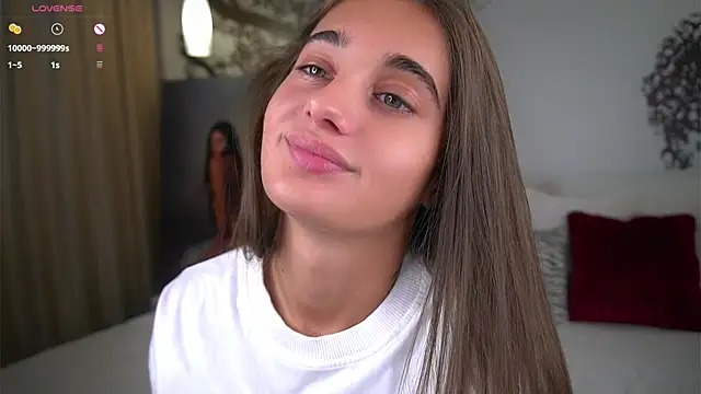 PiquingOgalala online show from September 30, 1:32 am