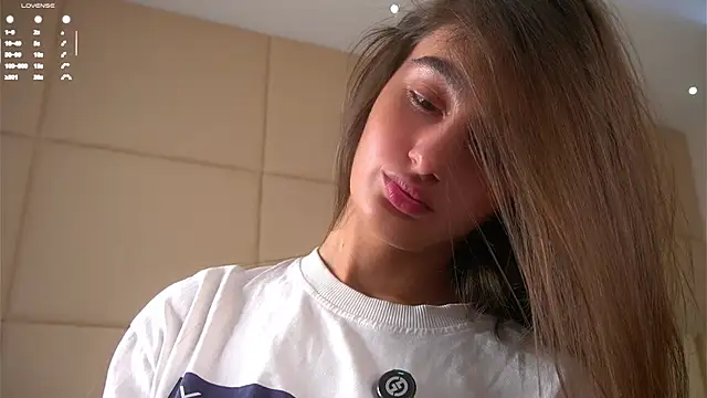 PiquingOgalala online show from April 21, 1:07 am