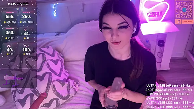 Snapshot of Veronica_leal chatting on December 8, 11:35 am Veronica leal online show from December 8, 11:35 am