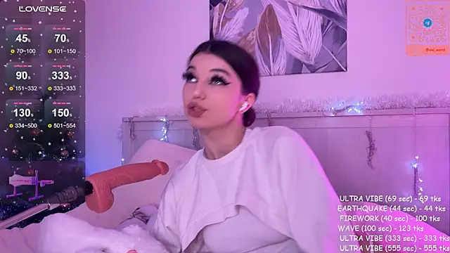 Snapshot of Veronica_leal chatting on January 19, 12:28 pm Veronica leal online show from January 19, 12:28 pm