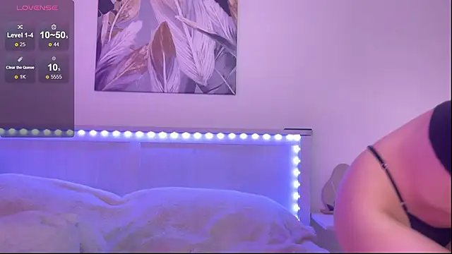 Snapshot of Veronica_leal chatting on September 9, 8:14 am Veronica leal online show from September 9, 8:14 am