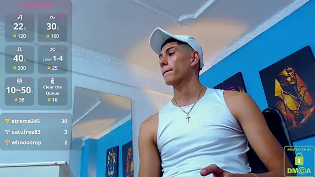 Snapshot of Valerio_20 chatting on December 28, 11:59 pm Valerio 20 online show from December 28, 11:59 pm